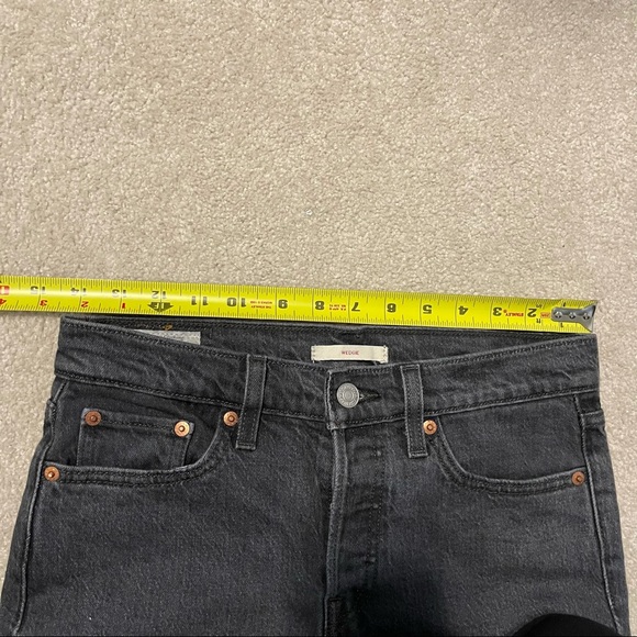 Levi’s wedgie jeans - Picture 9 of 12